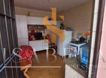 Casa · 100m² · 2 Quartos · Casa reformada com 3 quartos na Vila Arapuã por R$ 368 mil