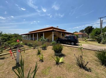 Rural de 3 quartos, Porangaba · Linda chácara com terreno de 1.000 m² em Porangaba, 3 dormitórios, muito lazer