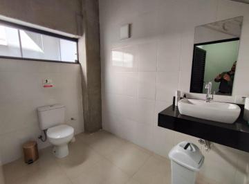 Comercial · 127m² · 2 Vagas · Salão para alugar em Piracicaba, Alto, com 127 m²