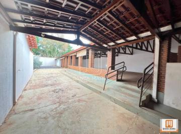 Quintal/corredores · Salão/Galpão (outros) 2 dormitórios, cozinha planejada