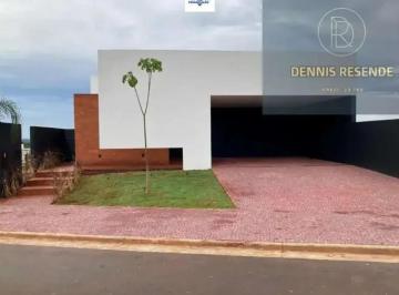 Casa · 221m² · 3 Quartos · 4 Vagas · Casa à venda no bairro Condomínio Residencial Gaudi - Anápolis/GO