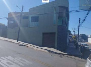 Casa · 200m² · 4 Quartos · 2 Vagas · Sobrado à venda no bairro Vila São Jorge - Anápolis/GO