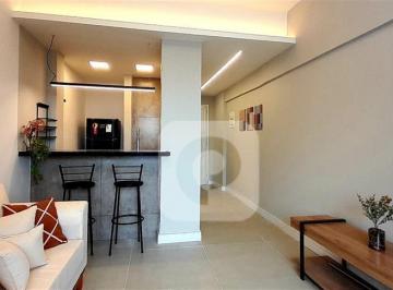 Apartamento · 30m² · 1 Quarto · Stúdio no Centro reformado!