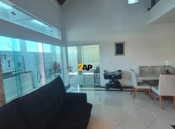 Casa · 360m² · 3 Quartos · 4 Vagas · Sobrado no Parque das Hortênsias com 3 suítes, 4 vagas, porteira fechada!
