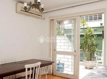 Apartamento · 72m² · 1 Quarto · APARTAMENTO COM VARANDA NO CENTRO HISTÓRICO