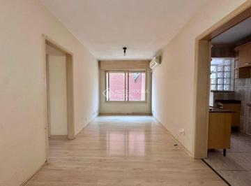 Apartamento · 71m² · 2 Quartos · 1 Vaga · Ótimo apartamento de 2 dormitórios com dependencia de empregada e garagem fechada