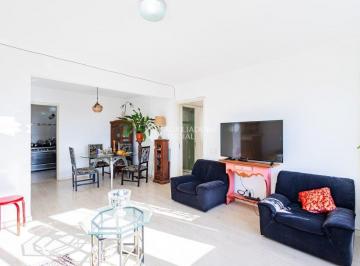 e5f02c28-3b71-4c45-8007-dc4e25ac43ef · Apartamento de 3 quartos com 1 vaga à venda no bairro Mont Serrat em Porto Alegre