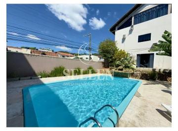 Casa · 130m² · 4 Quartos · 2 Vagas · Casa em Nações, Balneário Camboriú/SC de 130m² 4 quartos para locação R$ 12.500,00/mes