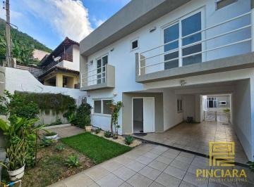 Casa · 252m² · 3 Quartos · 2 Vagas · Casa em São Francisco, Niterói/RJ de 252m² 3 quartos à venda por R$ 1.790,00