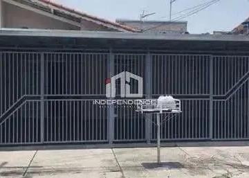 Casa térrea no 31 de Março, ótima localização. 3 dormitórios, área de serviço es · Casa em Conjunto Residencial Trinta e Um de Março, São José dos Campos/SP de 87m² 3 quartos à venda 