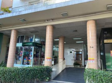 Comercial · 61m² · Sala em Centro, Bragança Paulista/SP de 61m² para locação R$ 1.400,00/mes