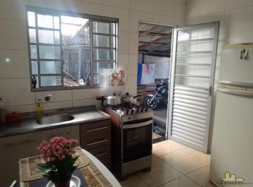 Casa · 400m² · 2 Quartos · 1 Vaga · Casa em Jardim Santo Antônio da Boa Vista, Jacareí/SP de 0m² 2 quartos à venda por R$ 297.000,00