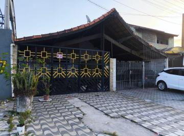 Casa · 72m² · 2 Quartos · 2 Vagas · Casa em Jardim Anhangüera, Praia Grande/SP de 72m² 2 quartos para locação R$ 2.500,00/mes
