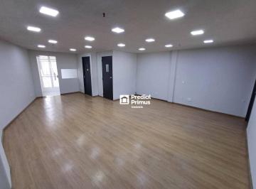 Comercial · 85m² · Sala em Centro, Nova Friburgo/RJ de 85m² para locação R$ 2.800,00/mes