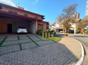 Casa · 326m² · 4 Quartos · 4 Vagas · Casa em Jardim Bela Vista, São José dos Campos/SP de 326m² 4 quartos para locação R$ 12.000,00/mes