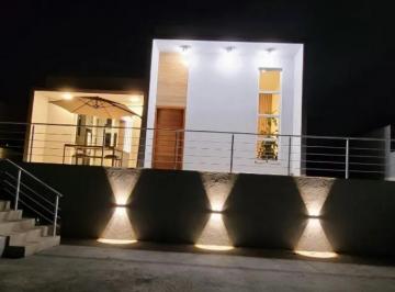 Casa · 525m² · 3 Quartos · 4 Vagas · Casa em Parque Rizzo II, Cotia/SP de 525m² 3 quartos à venda por R$ 1.100.000,00