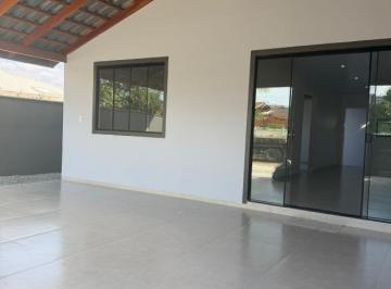Casa · 96m² · 1 Quarto · 2 Vagas · Casa com 1 suíte + 1 dormitório á 650 metros do mar em Armação - Penha - SC