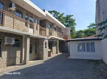 Casa · 98m² · 8 Quartos · 5 Vagas · Sobrado com 5 aptos 5 vagas de garagem no bairro Canasvieiras