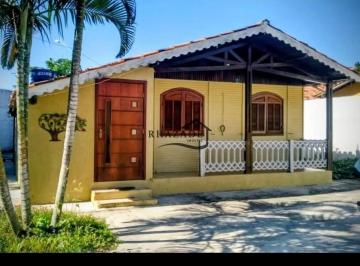 Casa · 250m² · 3 Quartos · 6 Vagas · Casa a venda em Piratininga