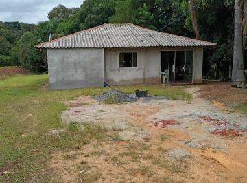 Rural · 2 Quartos · 2 Vagas · Chácara com Casa Nova, Poço Artesiano e Árvores Fr