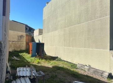 Terreno , Pinhais · Terreno em Pinhais com Aproximadamente 165m²