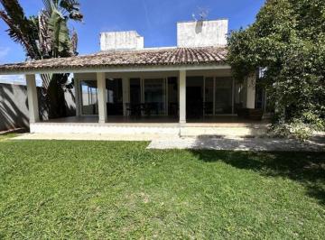Casa · 900m² · 4 Quartos · 8 Vagas · Casa 4 suítes em Buca Vida | Camaçari Bahia