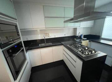 Apartamento de 3 quartos, Águas Claras · 03 Quarto, 02 Suítes, Green Tower, Quadra 205, Praça Jandaia Aguas Claras, 02 Vaga Garagem, Varanda