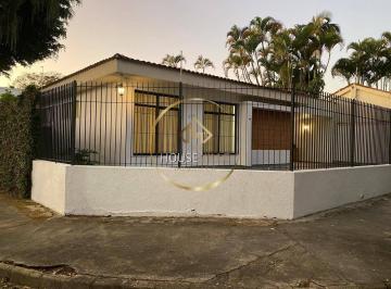 Casa · 210m² · 3 Quartos · 4 Vagas · Casa de esquina de 3 dormitórios ( 1 suíte), 4 vagas, Jardim Esplanada, Sjc