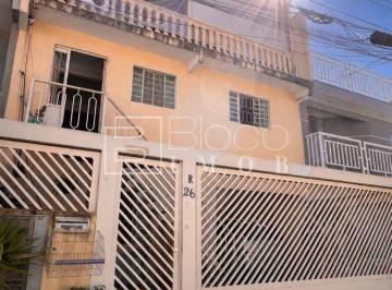 Casa · 285m² · 6 Quartos · 2 Vagas · Guará II Qe 44 Conjunto R Casa com 6 Quartos