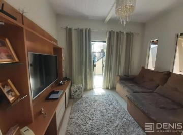 Casa · 2 Quartos · 2 Vagas · Linda Casa! 2 Qts - Área Externa - 70 m² - Cidade Nova - Itajaí/SC