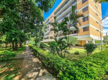 Apartamento · 126m² · 3 Quartos · 1 Vaga · SQN 210 | Mais do que espaço e iluminação, aqui você encontra o cenário perfeito para viver bem. 