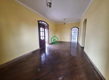 Casa · 100m² · 4 Quartos · 1 Vaga · Aluguel: Apartamento 3 Quartos com 2 Vagas - Queluz, Frente (4º Andar)
