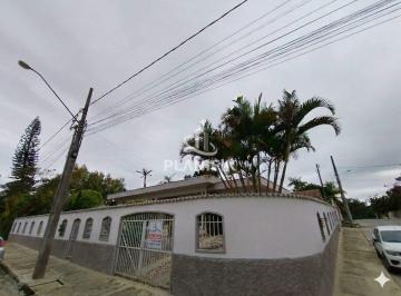 Casa · 189m² · 3 Quartos · 3 Vagas · Casa 3 quartos mobiliada para aluguel em Brusque/SC (Bairro Jardim Maluche)