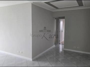 Apartamento · 82m² · 3 Quartos · 2 Vagas · Oportunidade - Apartamento - Jardim Satélite - Residencial Simone - 3 Dormitórios - 82m².