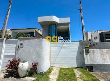 Casa · 177m² · 3 Quartos · Casa com 3 quartos para alugar, 177 m² por R$ 4.130/mês - Nova São Pedro - São Pedro da Aldeia/RJ