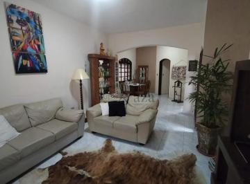 Casa · 250m² · 4 Quartos · 2 Vagas · Oportunidade - Casa sobrado - Jacareí - Jardim Terras de São João - 4 Dormitórios - 243m².