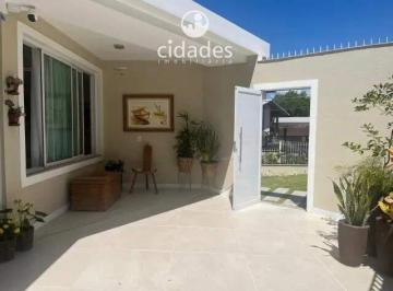 Casa · 331m² · 3 Quartos · 3 Vagas · Casa Mobiliada 3 quartos sendo 1 suíte com 3 vagas e área de lazer com churrasqueira