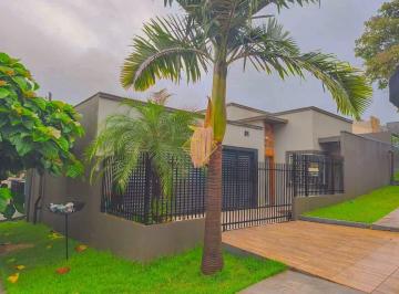 Casa · 114m² · 2 Quartos · 2 Vagas · Casa semimobiliada à venda com 2 quartos no Jardim Pancera - Toledo-PR