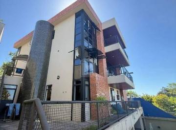 Casa · 355m² · 5 Quartos · 2 Vagas · Exclusividade na Ilha do Boi – Casa Sofisticada em Localização Privilegiada