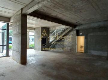 Comercial · 198m² · 17 Vagas · Loja com Mezanino possui 198,36m² com 17 vagas ao lado da Estação de Metrô Brooklim