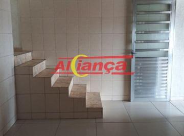 Casa · 125m² · 2 Quartos · 1 Vaga · SOBRADO COM 125M² À LOCAÇÃO, 2 QUARTOS, VAGA, NO JARDIM ALAMO - GUARULHOS POR R$2.000,00