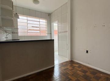 Apartamento · 37m² · 1 Quarto · Apartamento de 1 dormitório á venda no Bairro Menino Deus.