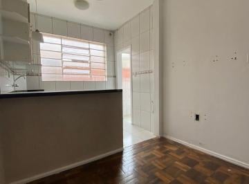 Apartamento · 37m² · 1 Quarto · Apartamento de 1 dormitório á venda no Bairro Menino Deus.