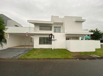 Casa · 207m² · 3 Quartos · Casa à venda - em Pindamonhangaba
