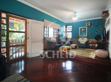 Casa · 271m² · 4 Quartos · 4 Vagas · Casa a venda de 271,00m² útil, com 4 quartos e 4 vagas no Jardim Petrópolis!