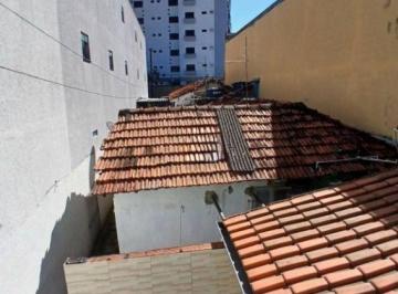 d7e47927f53ba6dd806a8c4bc6703bcf7ef76076 · Terreno com casas bom para construtores, todo plano medindo 8x50 com casas abitaveis