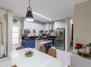 Casa · 180m² · 3 Quartos · 1 Vaga · Casa à venda no bairro Sumarezinho, 3 quartos sendo 1 suíte