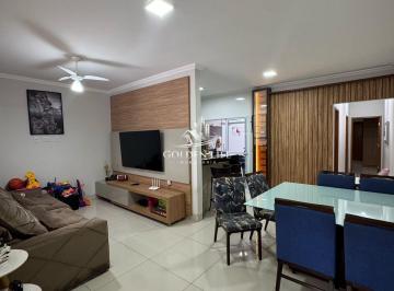Casa · 124m² · 2 Quartos · 2 Vagas · Casa térrea no Novo Mundo com 2/4, suíte e área gourmet à venda