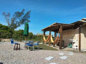 66d83e1a64bbd1d708e01fef19be97199707fca8 · Casa de Praia localizada em Jaguaruna/SC.