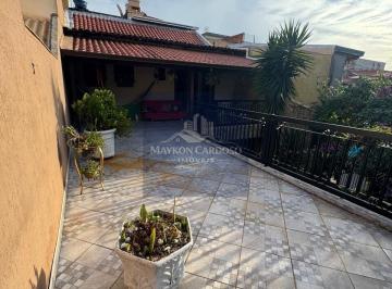 Casa · 200m² · 4 Quartos · 3 Vagas · VENDO SOBRADO ALTO PADRÃO – R$ 899 MIL